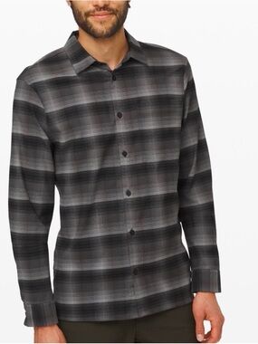 Men's Lululemon Masons Peak Flannel Button-Up Shirt EUC Sz Medium